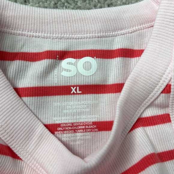 SO Women's Tank Top with Bright Pink and Light Pink Stripes Size XL - Picture 5 of 5